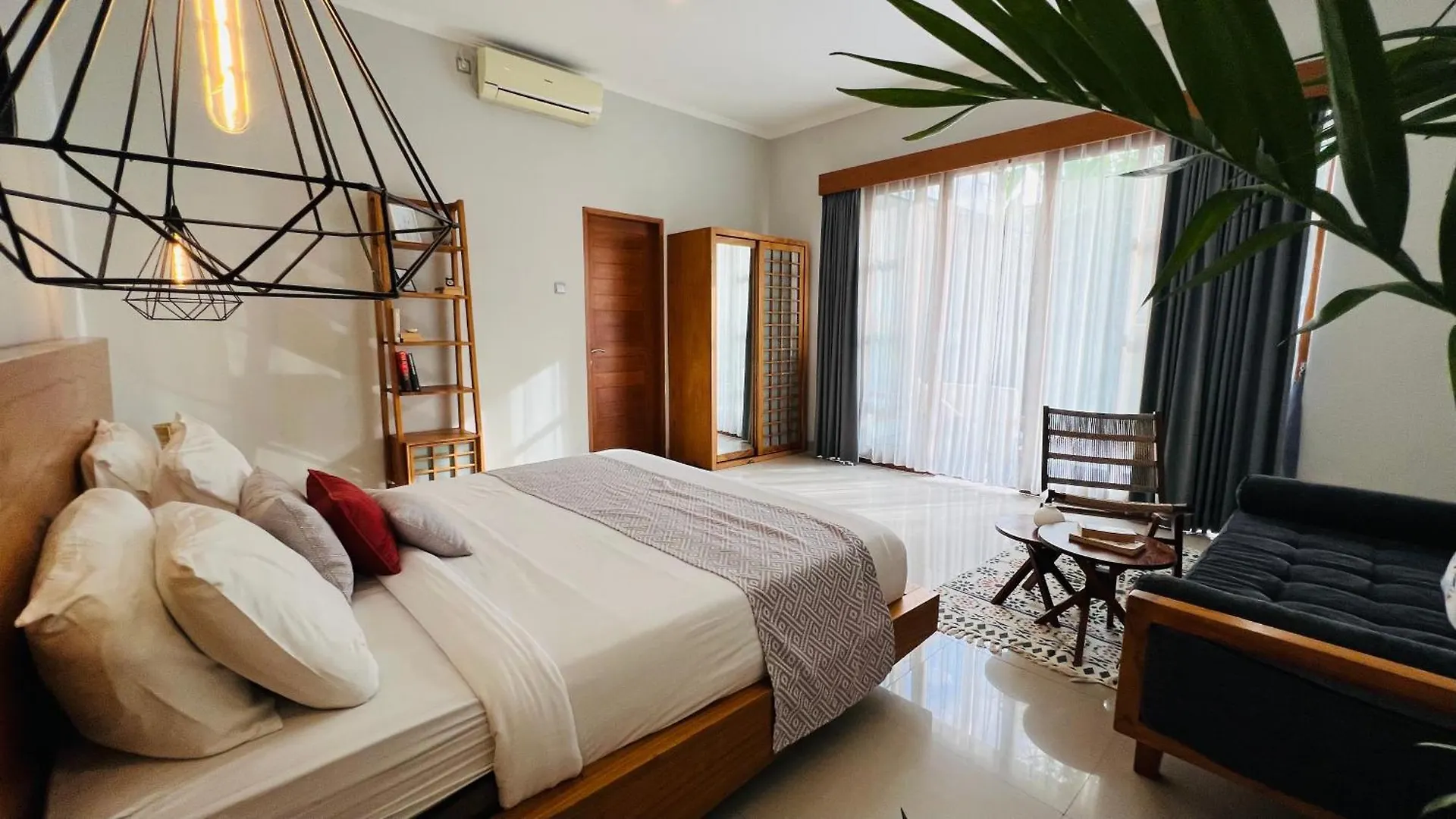 Villa Voyage 5 Seminyak